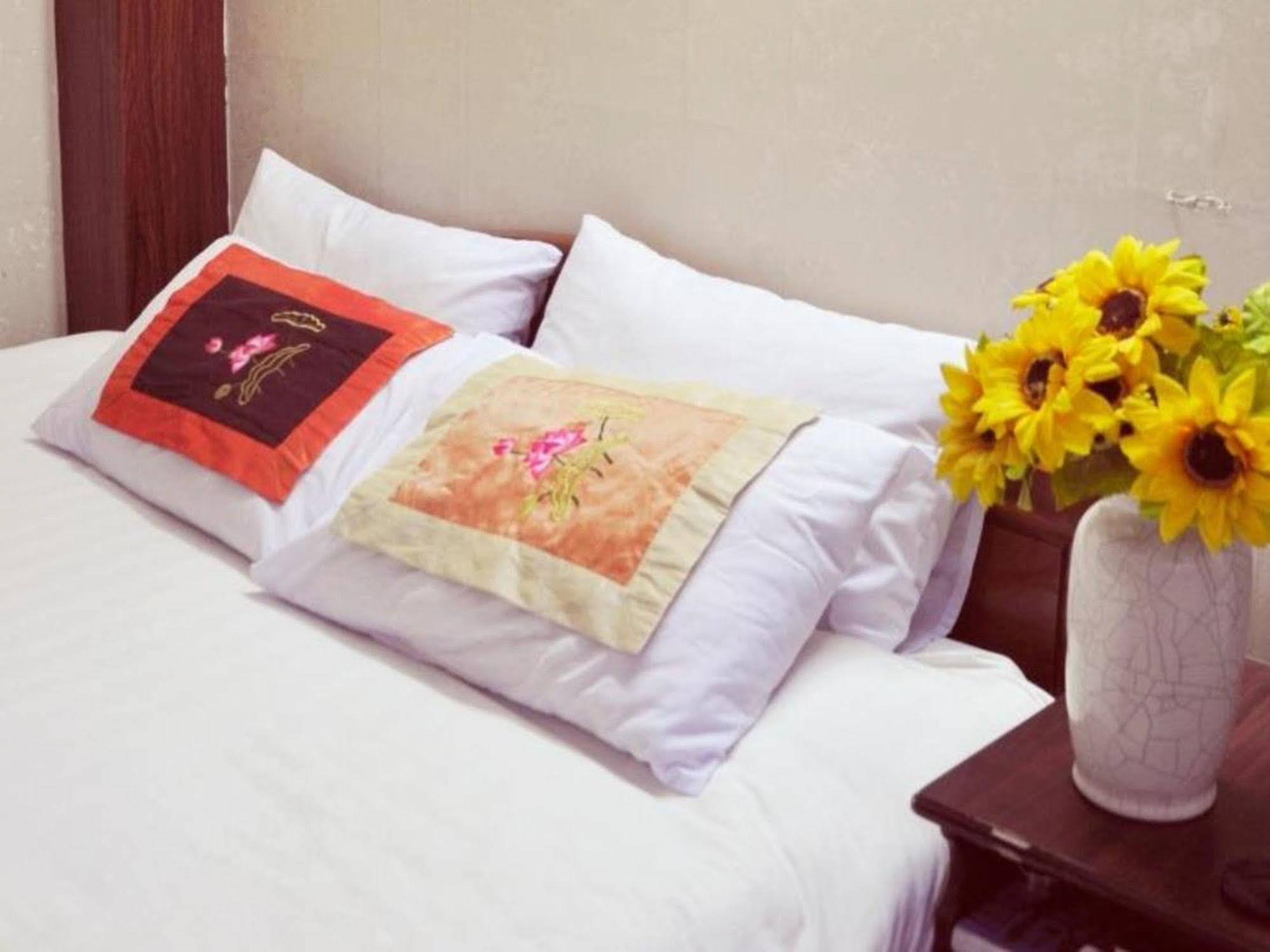 Hanoi Downtown Hostel Exterior photo